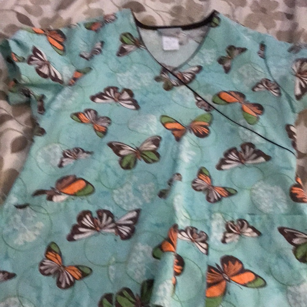 Scrub top